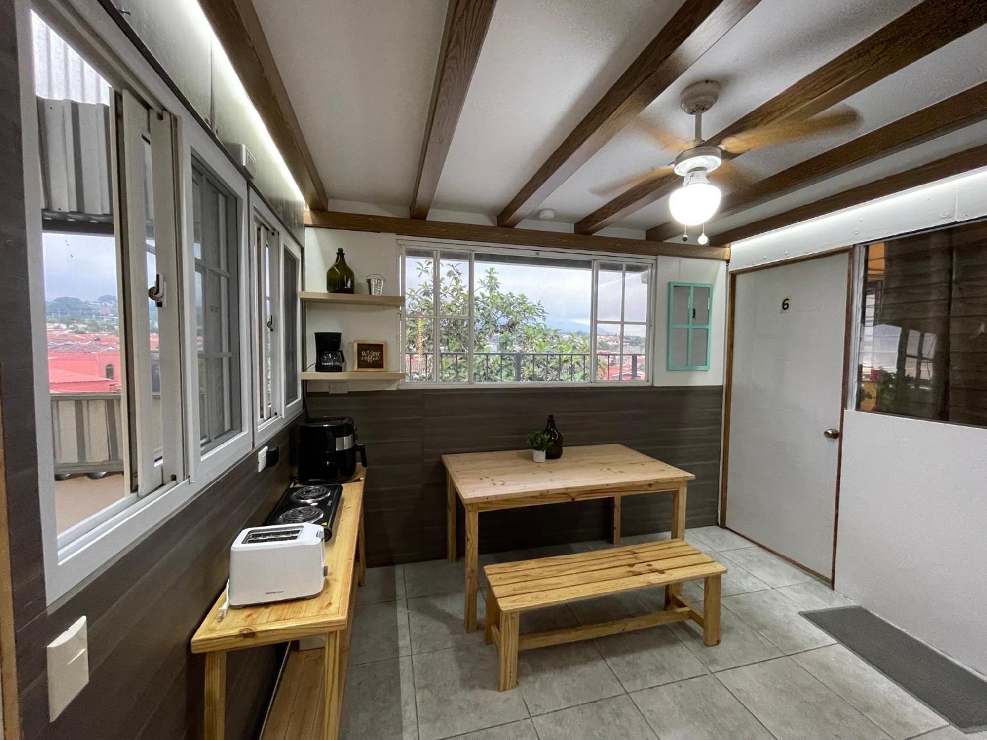Casa Serena B&B Santa Tecla الغرفة الصورة